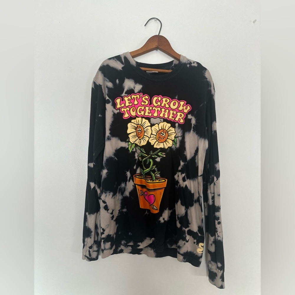 Small batch tie dye artisan long sleeve. Small.